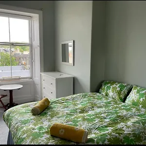  Apartment Montgomery Street